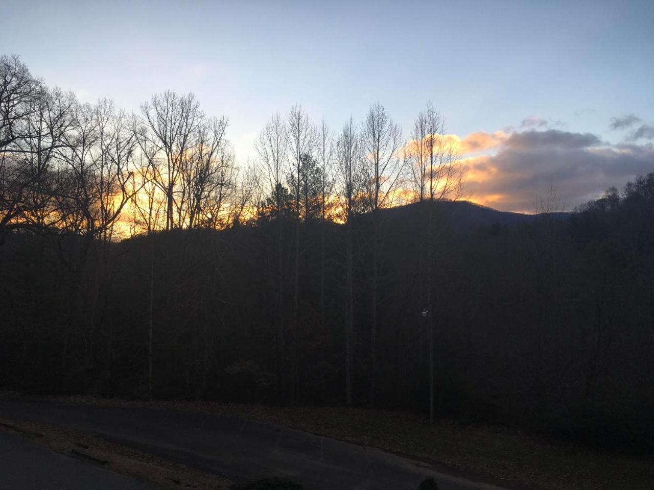 University Inn Cullowhee Eksteriør bilde